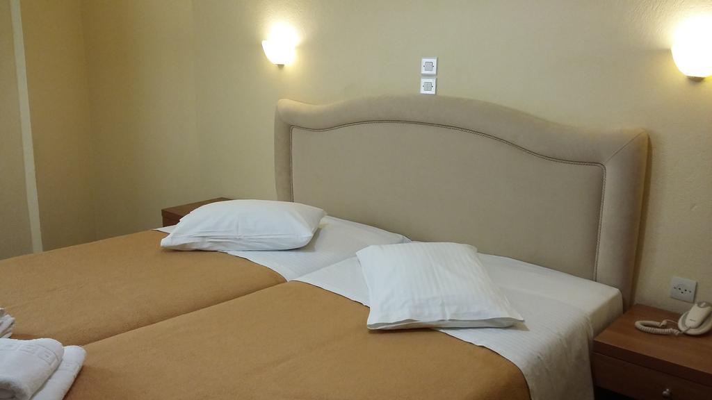 Virginia Hotel Samos Town Exterior foto